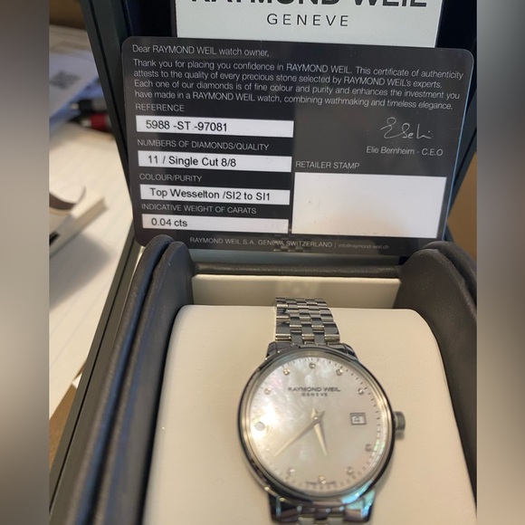 Raymond Weil Geneve Womens diamond wrist watch. New in box, never worn. - Picture 2 of 3